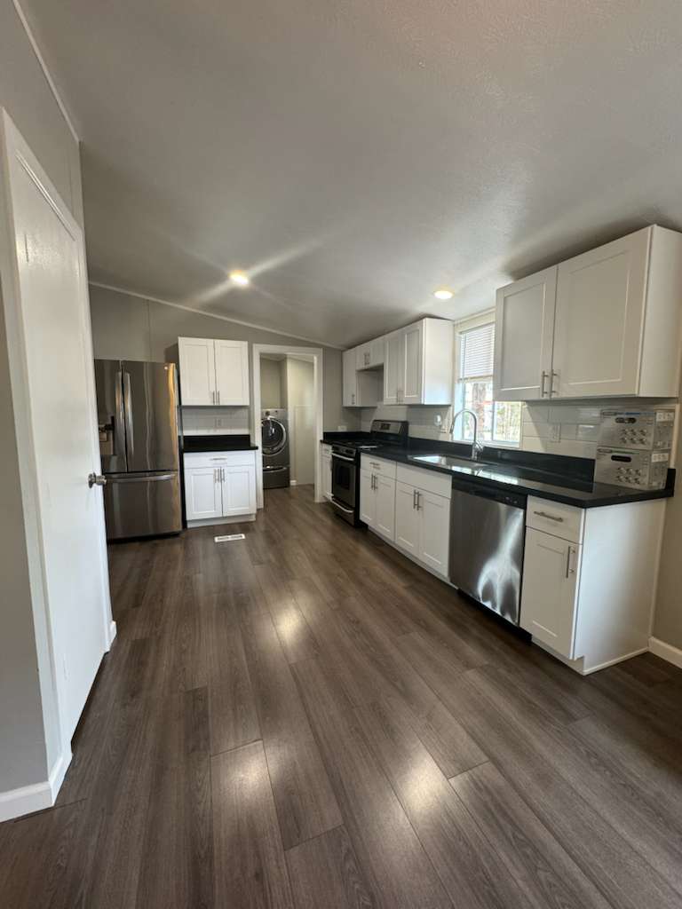 Buying a Mobile Home on Leased Land in Arizona