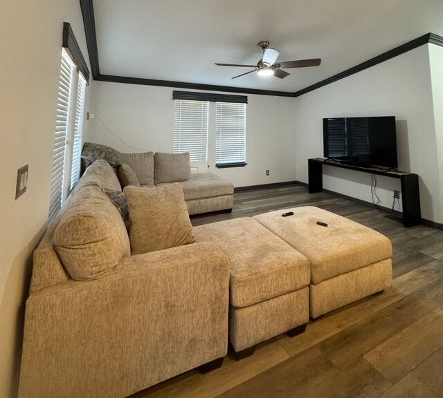 Best Mobile Home Communities in Phoenix, AZ for Families & Retirees | Win Mobile