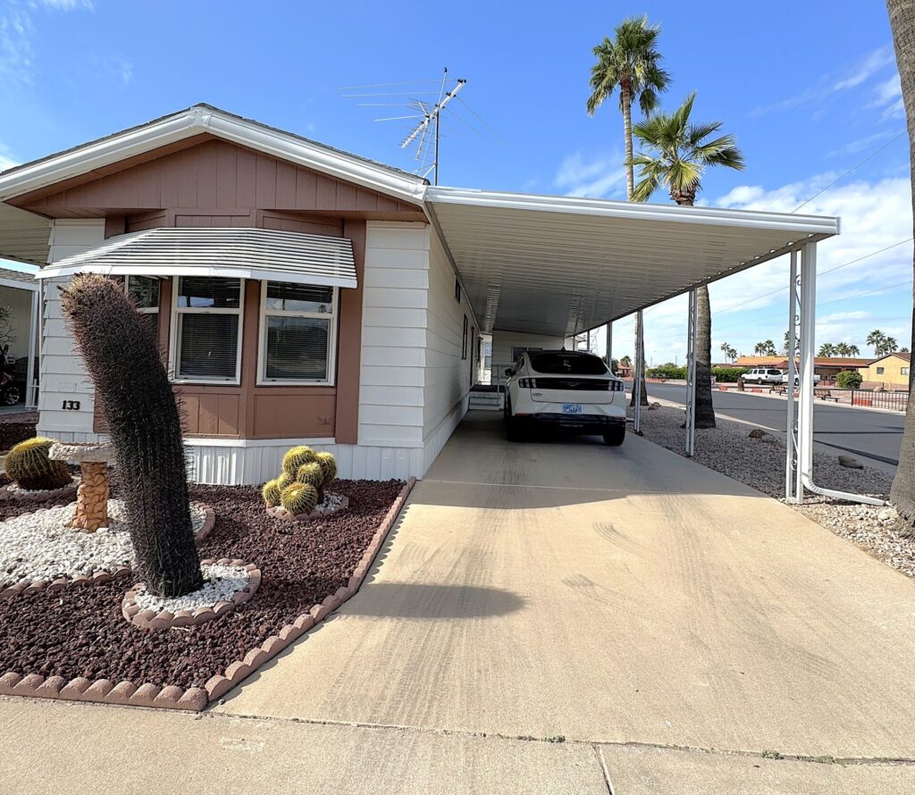 Do You Own the Land When You Buy a Mobile Home in Arizona