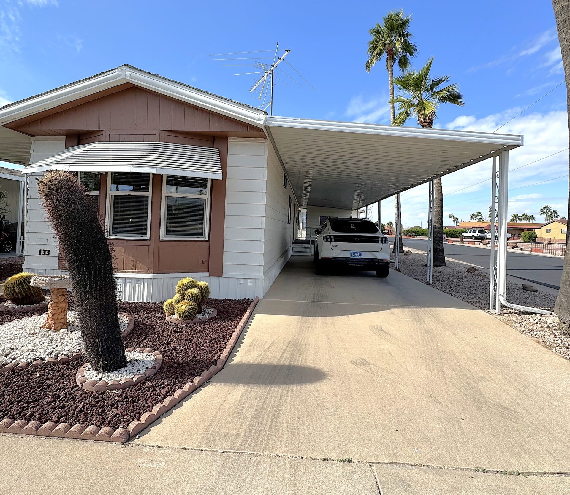 Do You Own the Land When You Buy a Mobile Home in Arizona